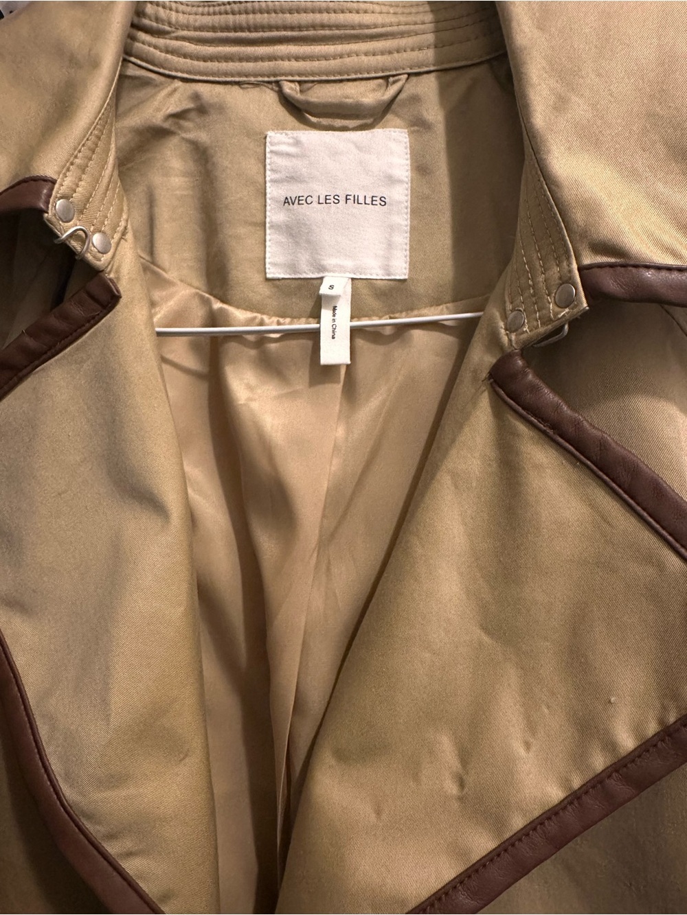 Avec Les Filles Beige Double-Breasted Trench Coat - Like New - Picture 6 of 7